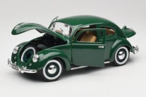 Volkswagen Export Sedán Beryl Verde Maisto 1:18 31820 Metal - imagen 2 de 8
