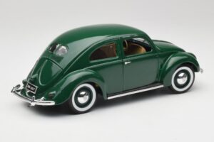 Volkswagen Export Sedán Beryl Verde Maisto 1:18 31820 Metal - imagen 3 de 8