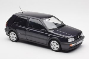 Volkswagen Golf Mk3 VR6 Morado Metalizado Norev 1:18 188417 Metal - imagen 7 de 8