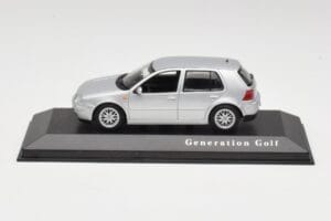 Volkswagen Golf Mk4 Reflex Plata Minichamps 1:43 4527111022 Metal