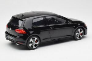 Volkswagen Golf Mk7 GTI Negro Norev 1:18 188550 Metal - imagen 3 de 8