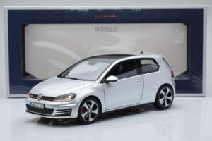 Volkswagen Golf GTI Mk7 Reflex Plateado Norev 1:18 188551 Metal - imagen 8 de 8