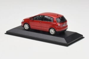 Volkswagen Golf Plus Tornado Rojo Minichamps 1:43 821911110 Metal - imagen 3 de 4