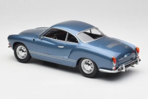 Volkswagen Karmann Ghia Coupe Neptune Azul Minichamps 1:18 155054022 Metal - imagen 5 de 6