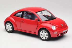 Volkswagen New Beetle Rojo Bburago 1:18 3342 Metal - imagen 6 de 8