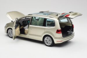 Volkswagen Sharan 7N Reflex Plata Metálico Minichamps 1:18 110051002 Metal - imagen 5 de 8