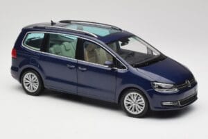 Volkswagen Sharan 7N Shadow Azul Metálico Minichamps 1:18 110051100 Metal - imagen 6 de 8