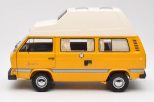Volkswagen T3 Joker Autocaravana Schuco 1:18 450038500 Metal - imagen 4 de 8