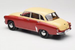 Wartburg 311 Dark Red Beige MCG 1:18 MCG18299 Metal - imagen 5 de 6