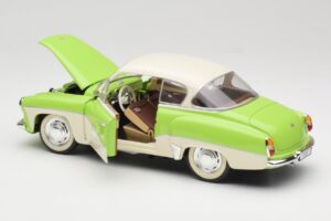 Wartburg 313 Verde Pastel sobre Beige Revell 1:18 9018 Metal - imagen 5 de 8