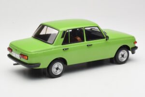 Wartburg 353 Verde MCG 1:18 MCG18062 Metal - imagen 2 de 6