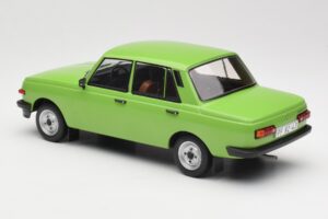 Wartburg 353 Verde MCG 1:18 MCG18062 Metal - imagen 5 de 6