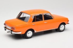 Wartburg 353 Naranja MCG 1:18 MCG18061 Metal - imagen 2 de 6