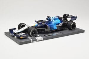 Williams Racing Mercedes FW43B #63 G. Russell Saudi Arabian GP 2021 Minichamps 1:18 117212263 Metal - imagen 2 de 6
