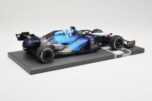 Williams Racing Mercedes FW43B #63 G. Russell Saudi Arabian GP 2021 Minichamps 1:18 117212263 Metal - imagen 3 de 6