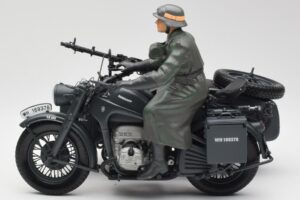 Zundapp KS 750 Sidecar Walkure Schuco 1:10 450651900 Metal - imagen 4 de 7