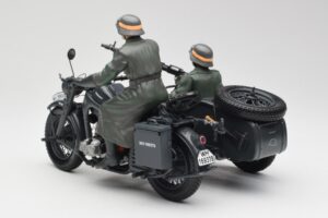 Zundapp KS 750 Sidecar Walkure Schuco 1:10 450651900 Metal - imagen 6 de 7