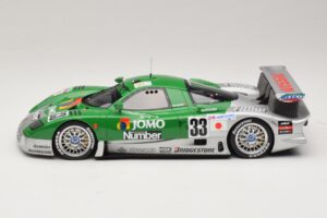 Nissan R390 GT1 #33 S. Motoyama / T. Kurosawa / M. Kageyama 24 Hours of Le Mans 1998 GT Spirit 1:18 GT1003 Resina - imagen 3 de 6