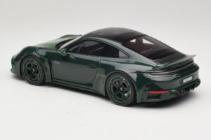 Porsche 911 992 Turbo S Brabus 900 Rocket R Mean Green GT Spirit 1:18 GT959 Resina - imagen 5 de 6