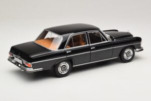 Mercedes 280 SE W108 Negro Norev 1:18 183360 Metal - imagen 3 de 8