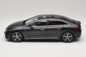 Mercedes EQE V295 Graphite Grey Magno NZG 1:18 B66961108 Metal - imagen 3 de 8