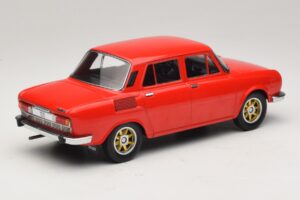 Skoda 100 Rojo Llantas Doradas MCG 1:18 MCG18784 Metal - imagen 2 de 6