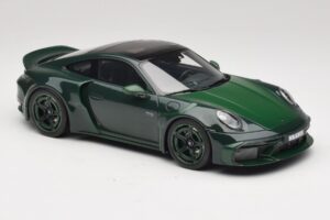 Porsche 911 992 Turbo S Brabus 900 Rocket R Mean Green GT Spirit 1:18 GT959 Resina - imagen 4 de 6
