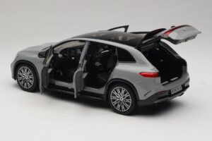 Mercedes EQS SUV X296 Manufaktur Alpine Grey NZG 1:18 B66960591 Metal - imagen 5 de 8