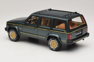 Jeep Cherokee XJ Limited Hunter Green Otto 1:18 OT1204 Resina - imagen 5 de 6