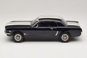 Ford Mustang Nightmist Blue Norev 1:18 182805 Metal - imagen 3 de 6