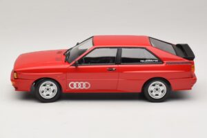 Audi Quattro Rojo Edición Concesionario Minichamps 1:18 A5-5893 Metal - imagen 3 de 6