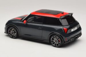 Mini Cooper JCW F66 Legend Grey Otto 1:18 OT1244 Resina - imagen 5 de 6