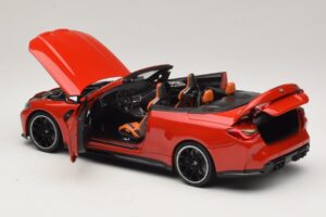 BMW M4 G83 Descapotable Red Metallic Minichamps 1:18 110021030 Metal - imagen 5 de 8