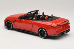 BMW M4 G83 Descapotable Red Metallic Minichamps 1:18 110021030 Metal - imagen 7 de 8