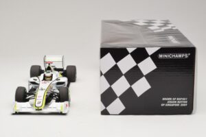 Brawn GP BGP001 #22 J. Button Singapore GP 2009 Minichamps 1:18 180090222 Resina - imagen 6 de 7