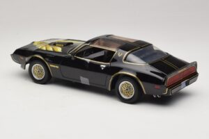 Pontiac Firebird Trans Am Kill Bill Movie Greenlight 1:18 12951 Metal - imagen 5 de 6