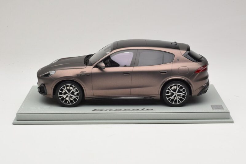 Maserati Grecale Bronce BBR 1:18 P18220FMAS Resina
