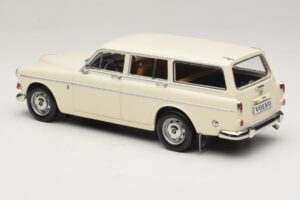 Volvo Amazon Familiar Pearl White Norev 1:18 188750 Metal - imagen 5 de 6