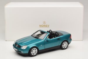 Mercedes SLK R170 Vivianite Green Norev 1:18 183021 Metal - imagen 10 de 10