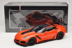 Chevrolet Corvette C7 ZR1 Rojo IXO 1:18 U18RDC001-FO Metal - imagen 8 de 8