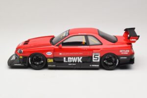 Nissan Skyline ER34 LB Super Silhouette Active Red GT Spirit 1:18 GT570 Resina - imagen 3 de 6