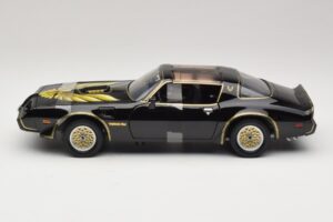 Pontiac Firebird Trans Am Kill Bill Movie Greenlight 1:18 12951 Metal - imagen 3 de 6