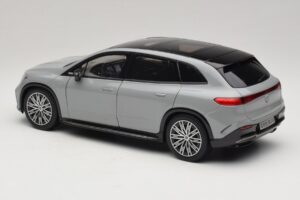 Mercedes EQS SUV X296 Manufaktur Alpine Grey NZG 1:18 B66960591 Metal - imagen 7 de 8
