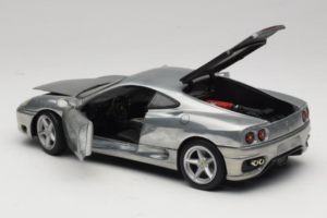 Ferrari 360 Modena Plata Cromada Hot Wheels 1:18 27774 Metal - imagen 5 de 8