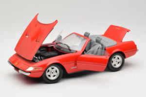 Ferrari 365 GTS/4 Spider Rojo Techno Giodi 1:18 40028-P1 Metal - imagen 2 de 8