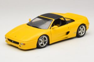 Ferrari F355 Spider Amarillo con Techo Negro UT Models 1:18 180074030-P4 Metal