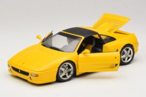 Ferrari F355 Spider Amarillo con Techo Negro UT Models 1:18 180074030-P4 Metal - imagen 2 de 8