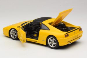 Ferrari F355 Spider Amarillo con Techo Negro UT Models 1:18 180074030-P4 Metal - imagen 5 de 8