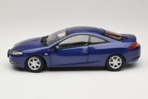 Ford Cougar Azul Action 1:18 ACTION001 Metal - imagen 4 de 8
