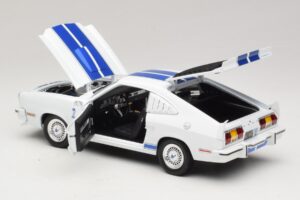 Ford Mustang II Cobra II Charlie's Angels Movie Greenlight 1:18 12880 Metal - imagen 5 de 8